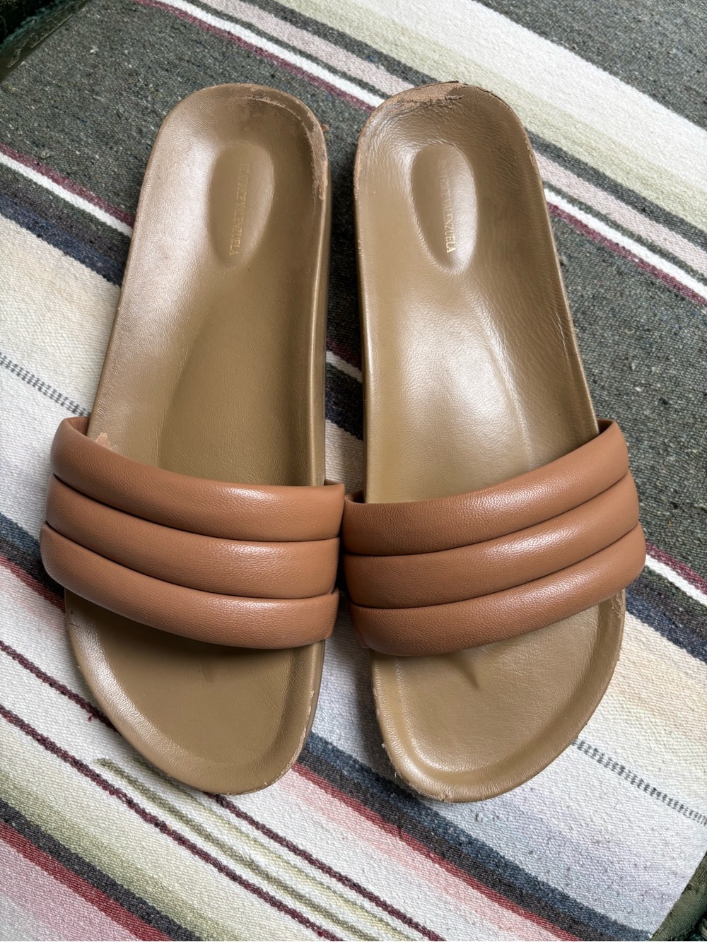 Beatrice Valenzuela Classic Sandalia in Sand - Women’s Size 11